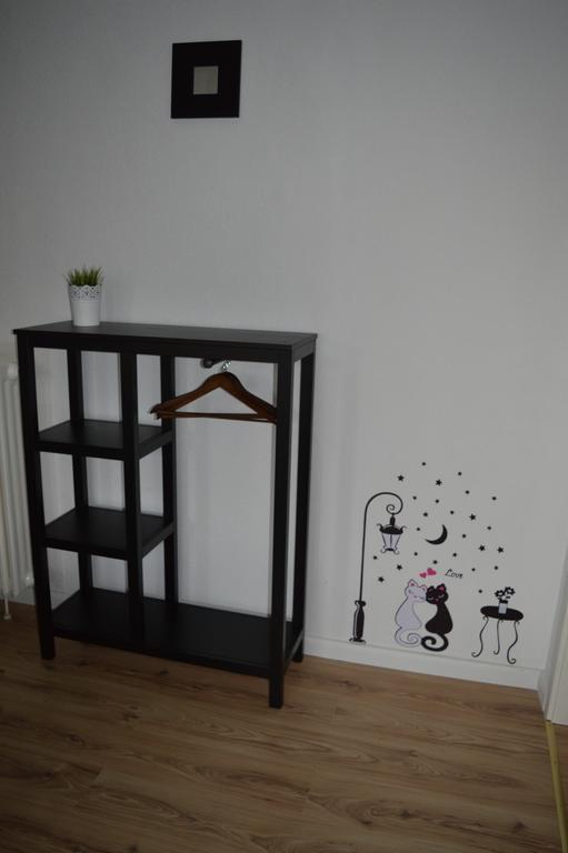 Paris&ny&london Apartment