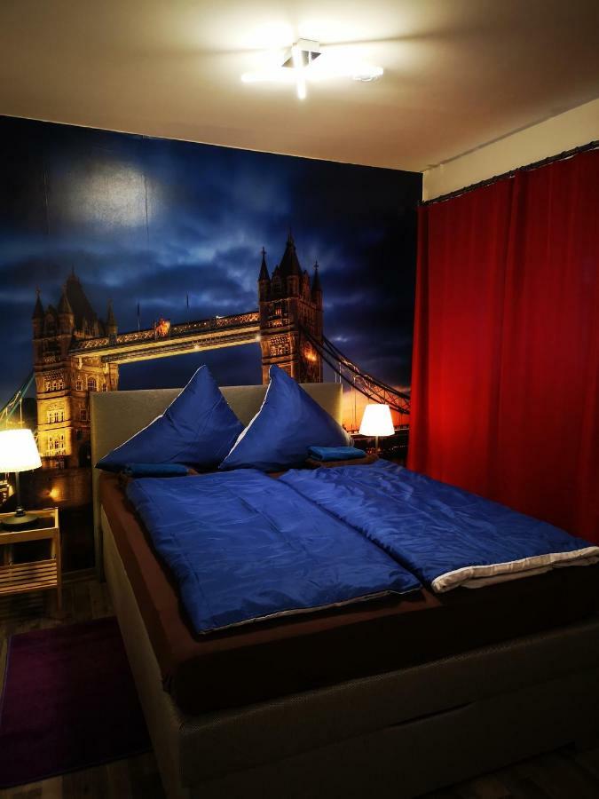 Paris&ny&london Apartment *